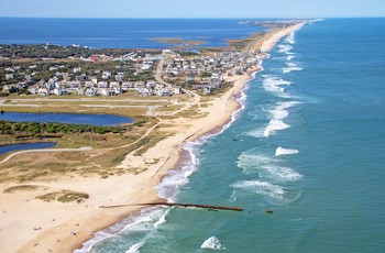 Luftfoto af barrierøerne Outer Banks - North Carolina i USA