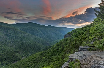 Solopgang i Catskill Mountains, New York State i USA