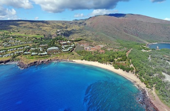 Luftfoto af Hulupoe Bay på Lanai, Hawaii i USA