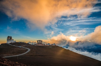 Solopgang set fra Haleakala krateret på øen Maui - Hawaii i USA