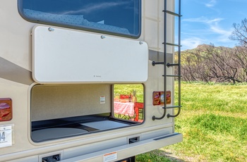 Road Bear autocamper C28-30 Type R - USA