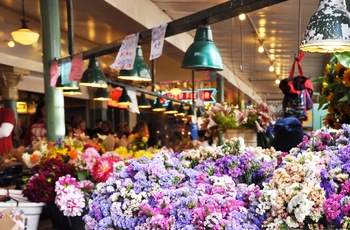 USA Washington Seattle Farmers Market / Pike Place Market