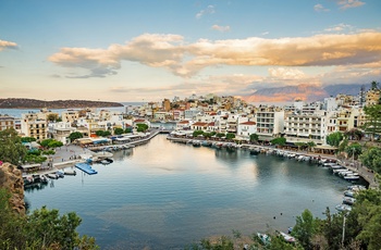 Udsigt over Agios Nikolaos på Kreta