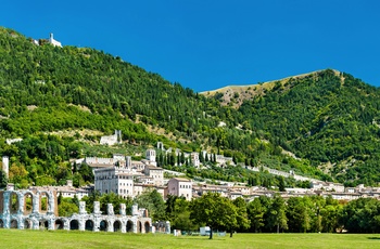 Middelalderbyen Gubbio i Umbrien