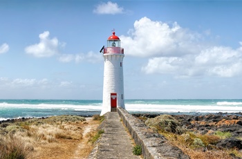 Griffiths Island fyrtårn nær Port Fairy, Victoria i Australien