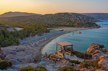 Solnedgang over Vai-stranden på Kreta -Grækenland