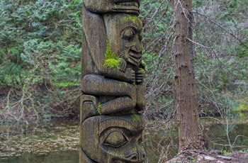 Totempæle uden for Museum of Anthropology i Vancouver