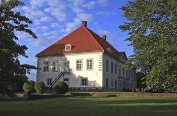 Västanå Slott countryside