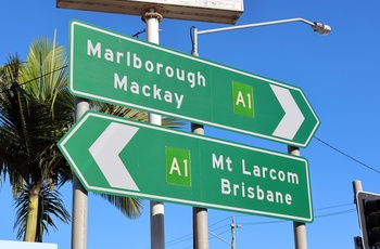 Vejskilt til Brisbane og Mackay - Australien