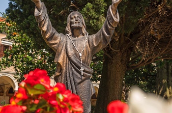 Statue af Jesus på kirkegården på San Michele-øen, Venedig