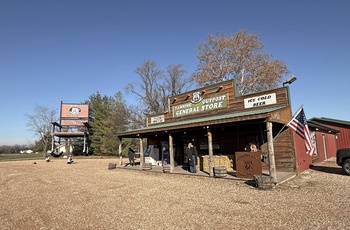 Verdens næststørste gyngestol på Route 66 i den lille by Cuba, Missouri - USA