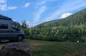 Biolog og naturformidler Vicky Knudsen på autocamper-tur i Schwarzwald