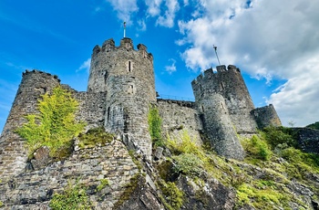 Wales - Conwy Castle stor og mægtig på klippen