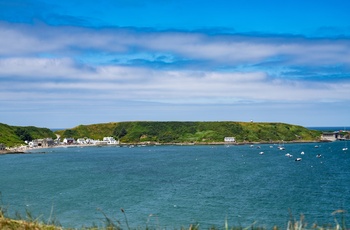 Wales - Porthdinllaen gemmer sig bag bakkerne ned mod bugten