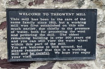 Wales - historien om Felin Tregwynt Mill hænger på væggen