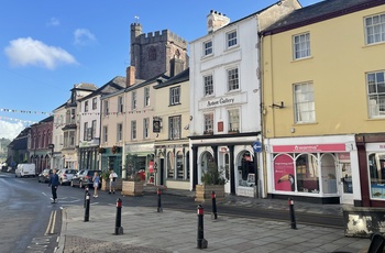 Wales - hovedgaden High Street i Brecon