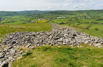 Wales - jernalder fortet Caer Drewyn nord for byen Coewen
