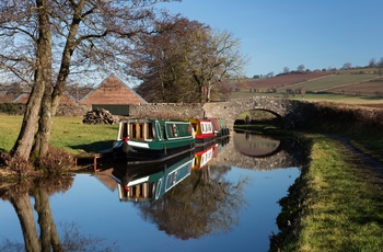 Wales - kanalbåd på Monmouthshire & Brecon Canal