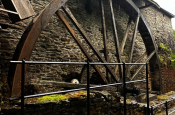Wales - møllehjulet ved Dufi Furnace