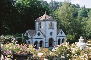 Wales - rosenhaven i Bodnant Garden