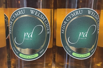 Wales - tør walisisk cider fra Pant du Vinyard & Orchard