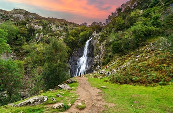 Wales - vandfaldet Aber Falls i Snowdonia National Park 