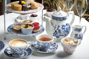 Wales, Betws-y-Coed - afternoon tea på Gwydyr Hotel