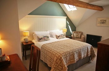 Wales, Conwy - værelse under taget på Erskin Arms and Y Capel