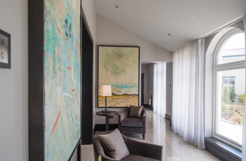 Wales, St Davids - opholdsområde på Twr-y-Felin hotel  (Foto - Cymru Wales Crown Copyright