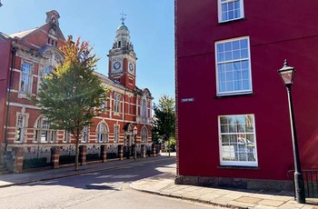 Wales, Swansea - Morgans Hotel set udefra