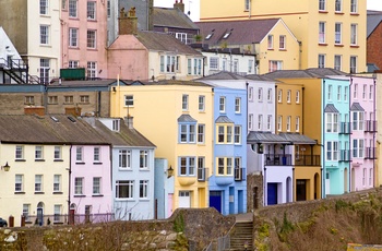 Farverige huse i Tenby, Wales