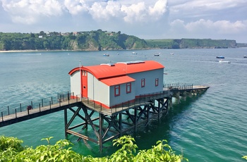 Livredderstation ved kystbyen Tenby i Wales