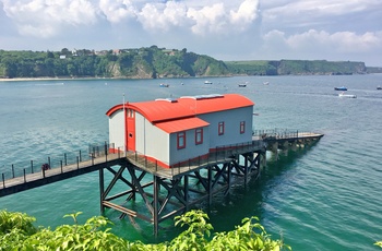 Livredderstation ved kystbyen Tenby i Wales