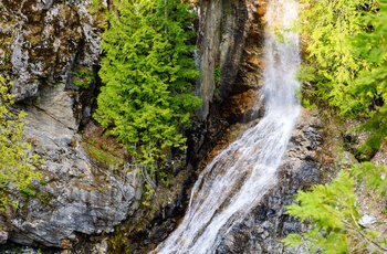 Èt af mange vandfald i North Cascade National Park i Washington State