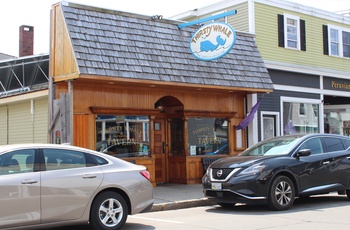 Lille cafe der serverer frokost i Bar Harbour, Maine i USA