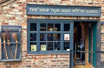The Shambles med Harry Potter butikker i York - England