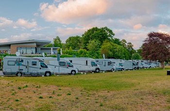 Stellplatz til autocamper i Europa - billig overnatning med hurtig check-ind og ud