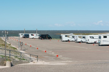 Stellplatz til autocamperferien i Europa - simpel og et godt alternativ til campingpladser - her ved Tysklands nordsø-kyst