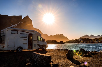 Autocamper i Norge - flot solnedgang 