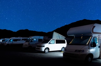 Autocamper i Europa. Overnatning på Stellplatz