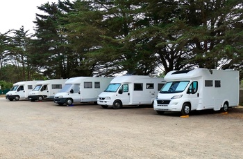 Autocamper i Europa. Overnatning på Stellplatz