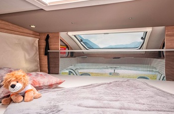 Delintegreret autocamper i Europa - hæve/sænkeseng