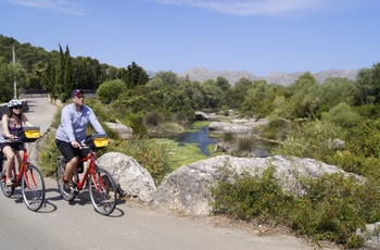 På cykeltur fra Alcudia på Mallorca, Spanien