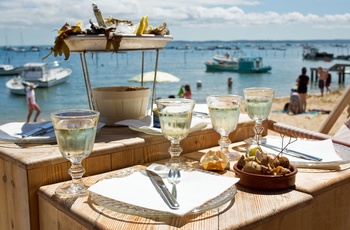 Østersbar i Arcachon Bay nær Bordeaux, Frankrig