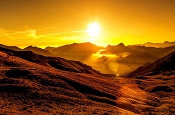 Col d'Aubisque i de franske Pyrenæer - smuk solnedgang