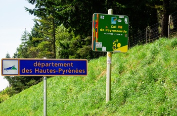 Col de Peyresourde i de franske Pyrenæer - berømt bjergvej og cykelstigning