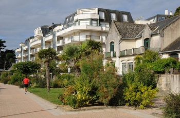 Strandpromenaden i La Baule i Bretagne, Frankrig