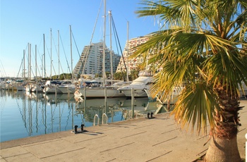 Havnen i Le Grande-Motte nær Montpellier, Frankrig