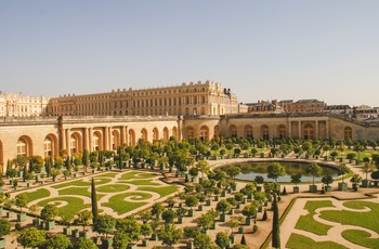 De imponerende haver ved Versailles i Paris, Frankrig