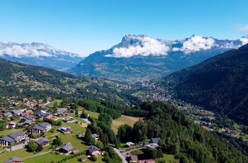 Saint-Gervais-les-Bains ved Mont-Blanc - Panorama ud over dalen